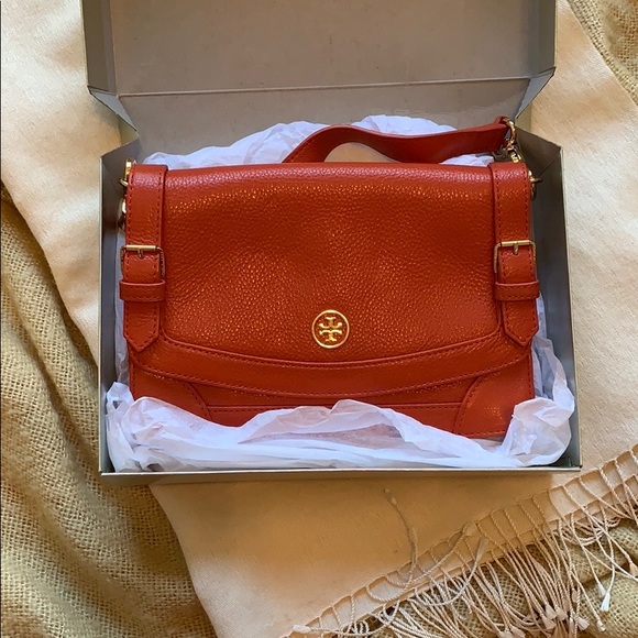 Tory Burch Handbags - Brand New Tory Burch Purse - in Nordstrom Box